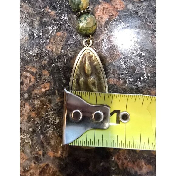 Vntg Tibetan Walking Buddha Amulet Necklace 2 Side Pendant 22" Long Green Stones - Picture 10 of 10